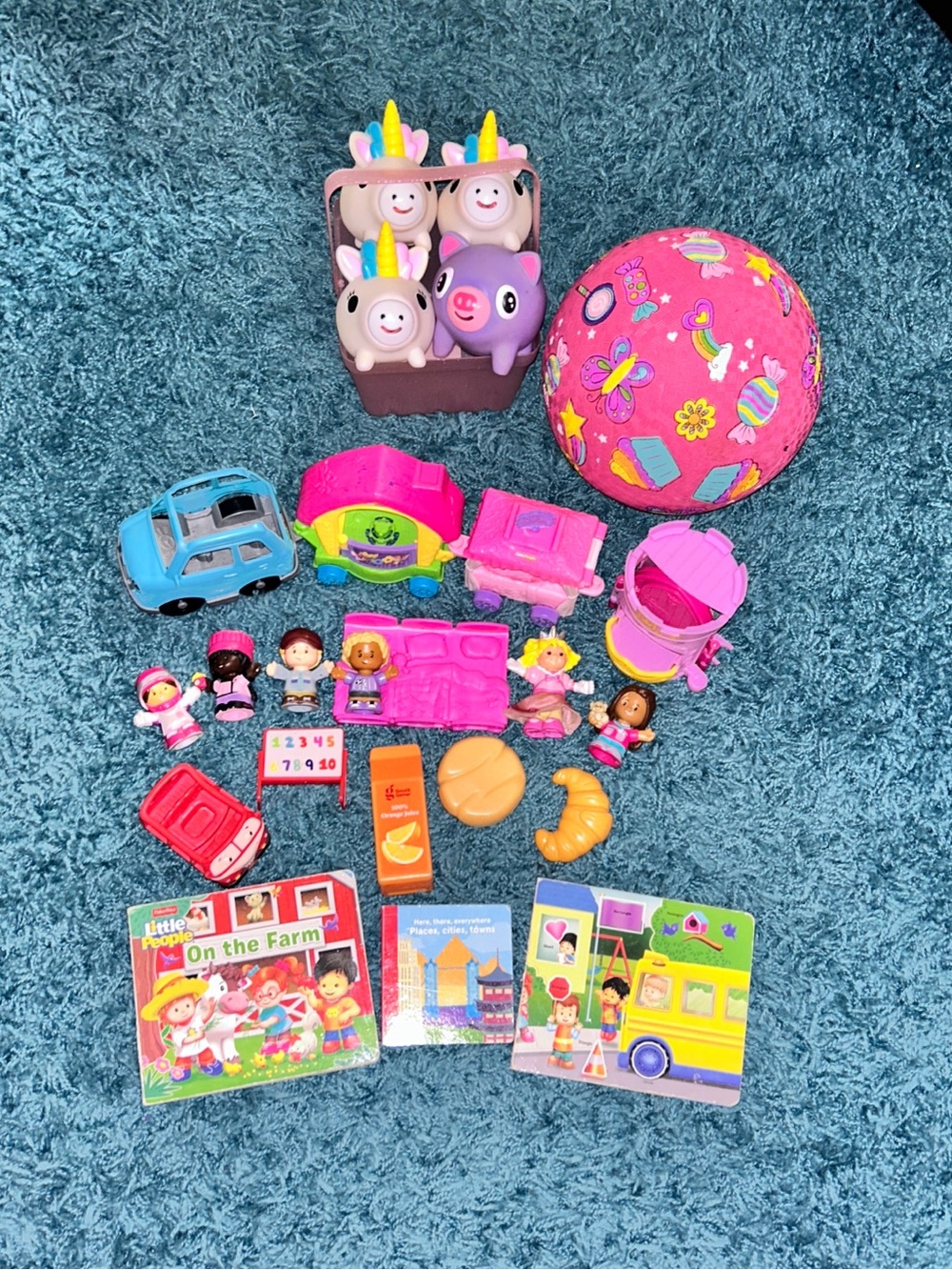 Girls toys & books